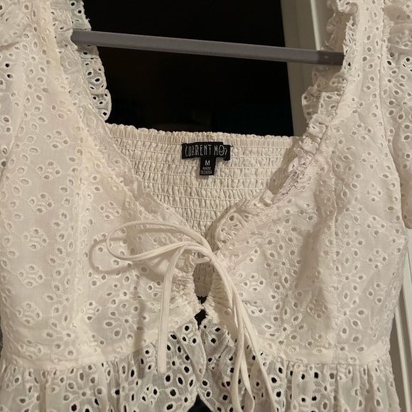 White top - Picture 2 of 3